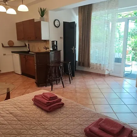Apartman Cheapest Big With Terrace Direct To Sandy